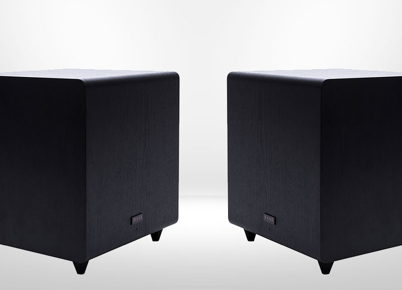 2 Subwoofer Pre-Outs